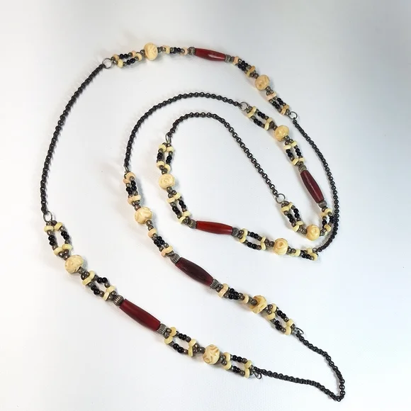 Hand Carved Bone Silver Metal Chain Infinity Necklace - Picture 8 of 9